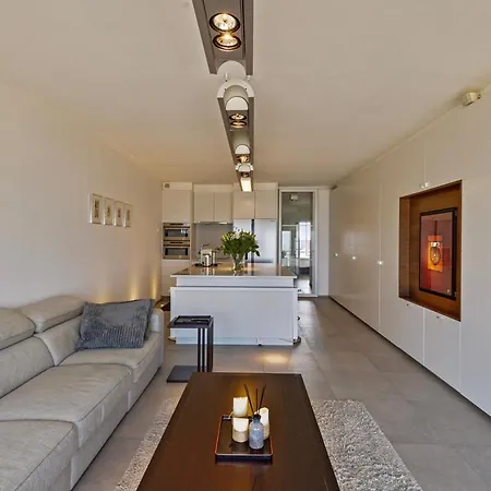 Luxe Zeedijk 122 Apartment